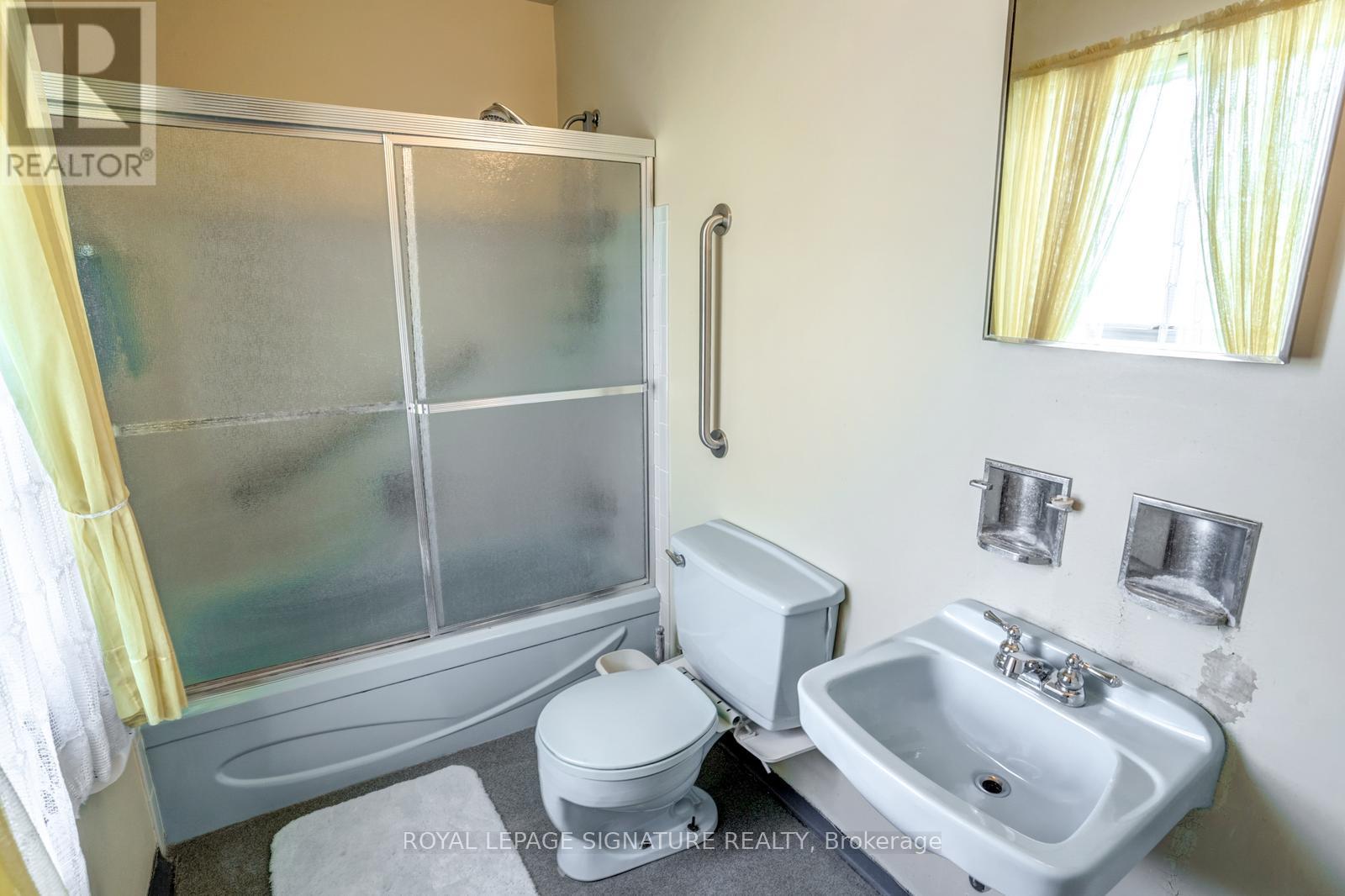 22 Dalbret Crescent, Toronto, Ontario  M1T 2X3 - Photo 22 - E12133304