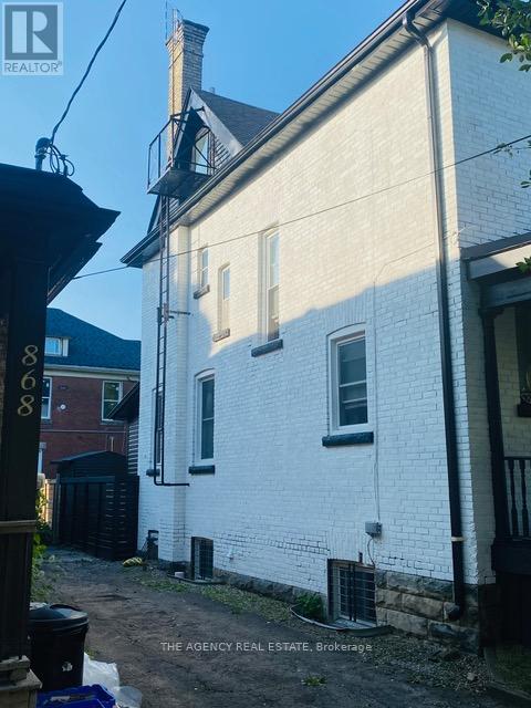 870 Queens Avenue, London East, Ontario  N5W 3H6 - Photo 26 - X12096916