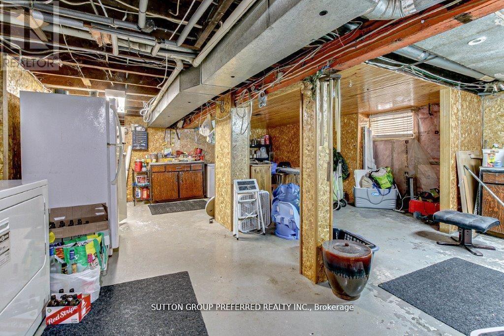 25 Pegler Street, London East, Ontario  N5Z 2B4 - Photo 14 - X12133580