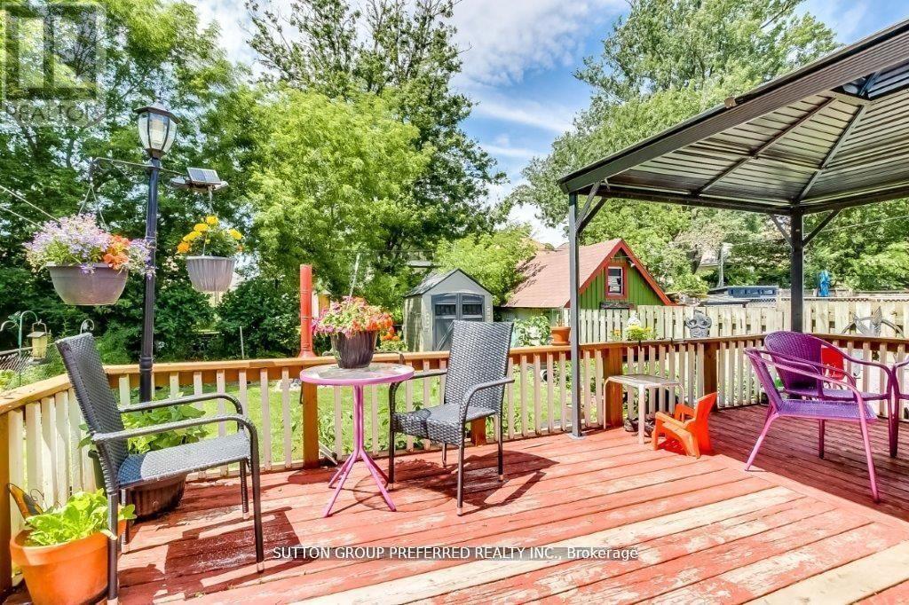 25 Pegler Street, London East, Ontario  N5Z 2B4 - Photo 17 - X12133580