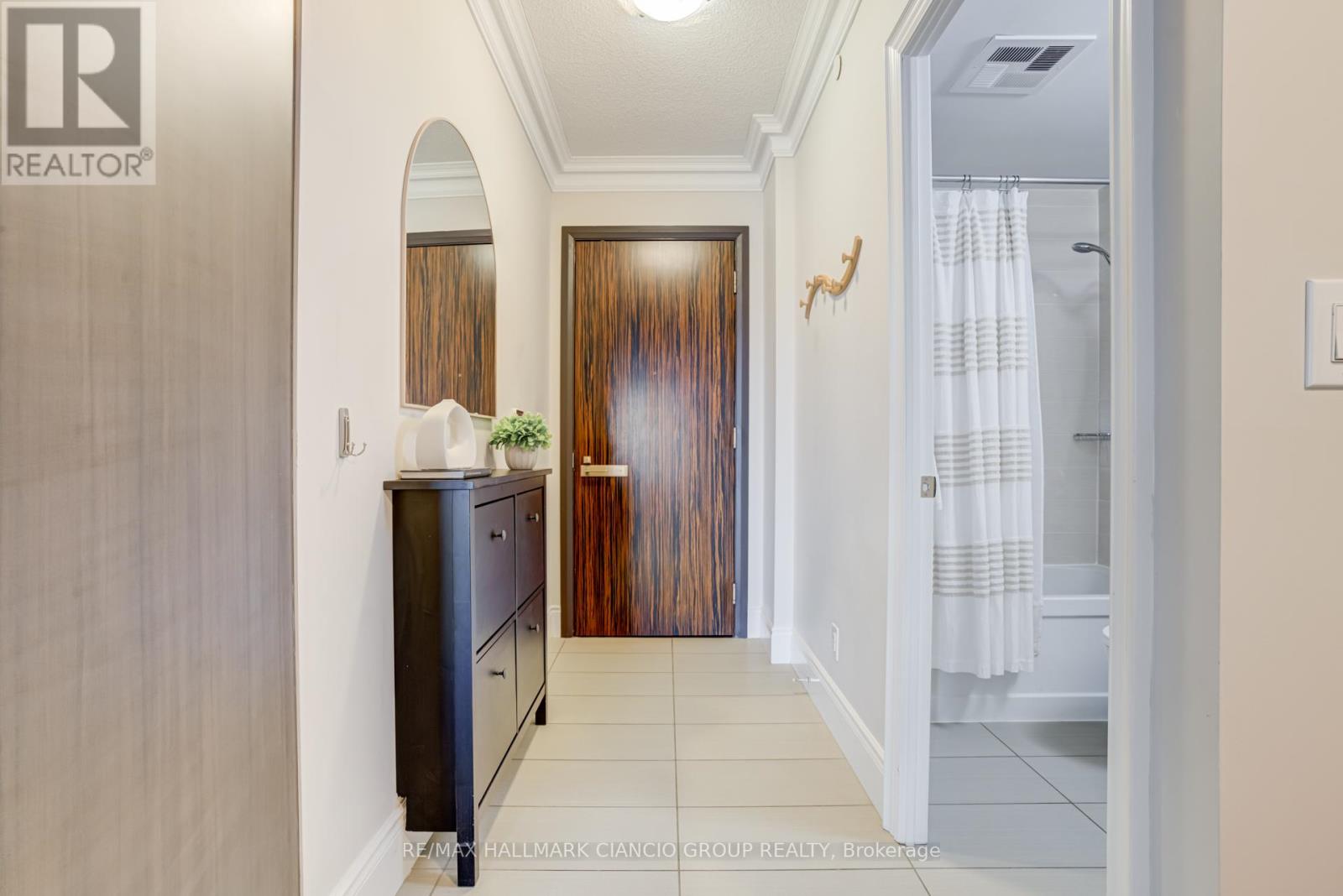 Rg15 - 325 South Park Road, Markham, Ontario  L3T 0B8 - Photo 2 - N12131645