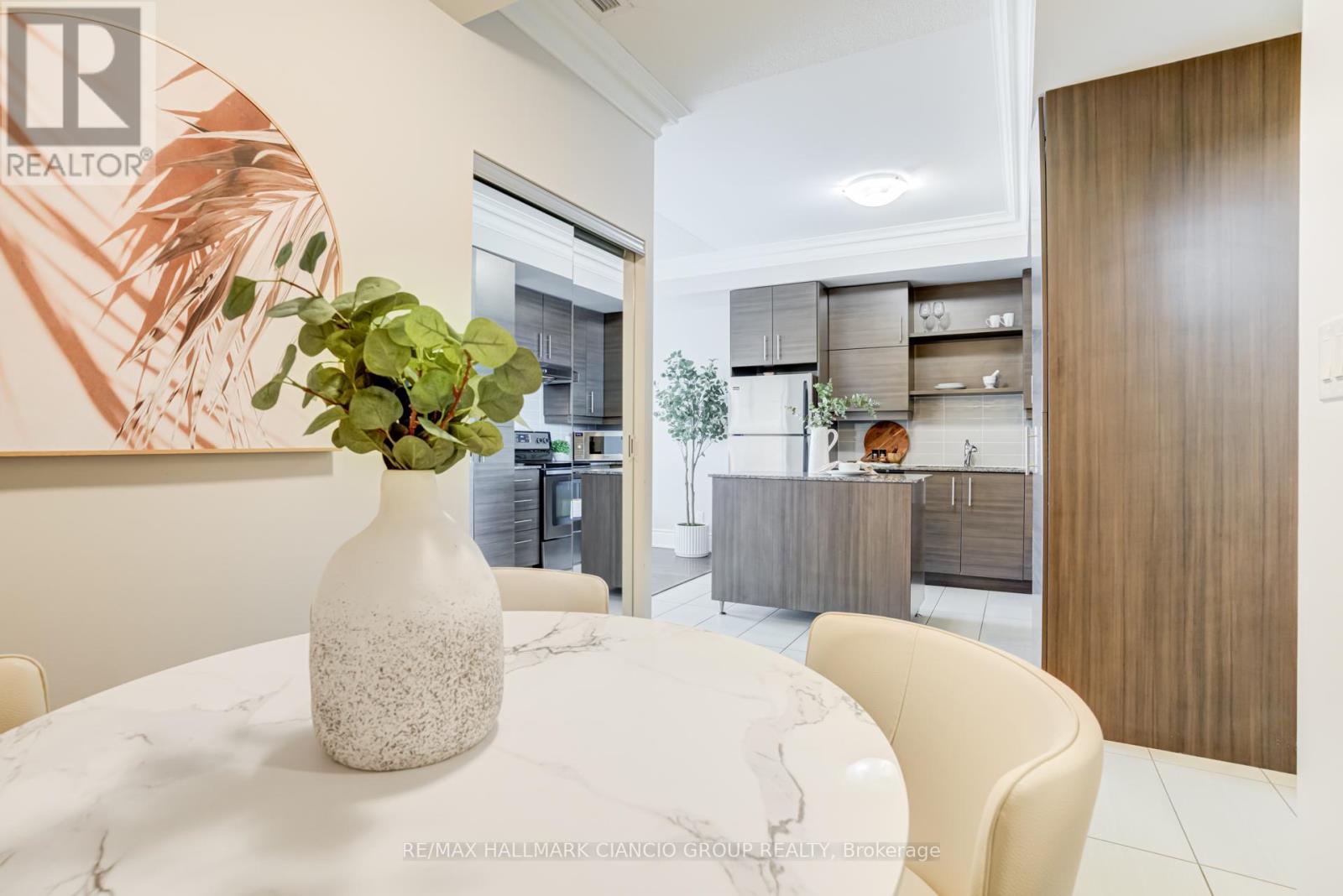 Rg15 - 325 South Park Road, Markham, Ontario  L3T 0B8 - Photo 5 - N12131645