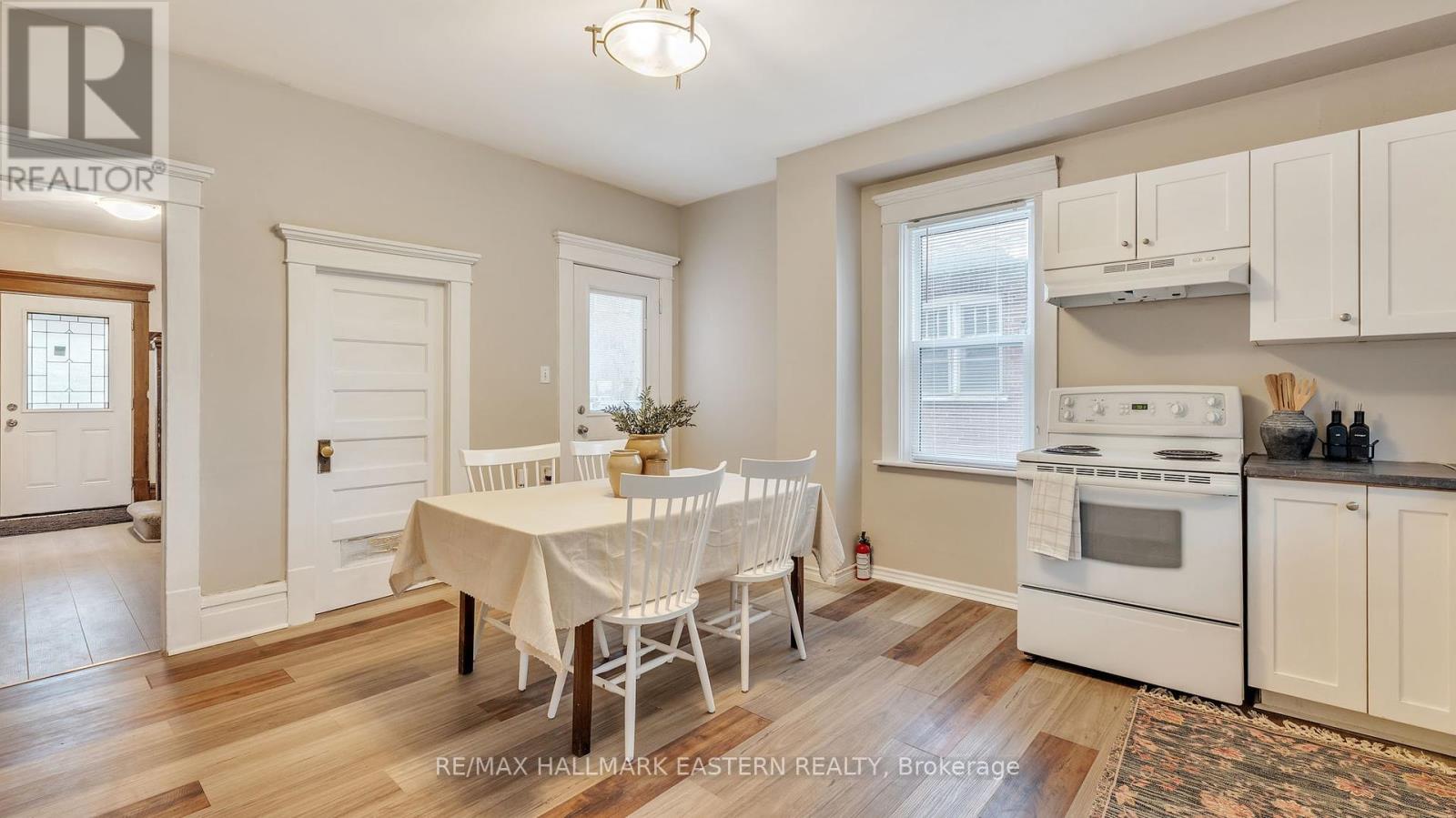24 Aylmer Street, Peterborough Central, Ontario  K9J 3H5 - Photo 18 - X12133802