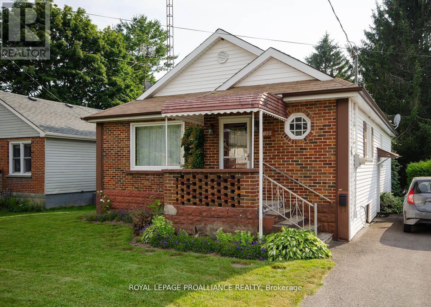 160 Hope Street N, Port Hope, Ontario  L1A 2P1 - Photo 4 - X12133807