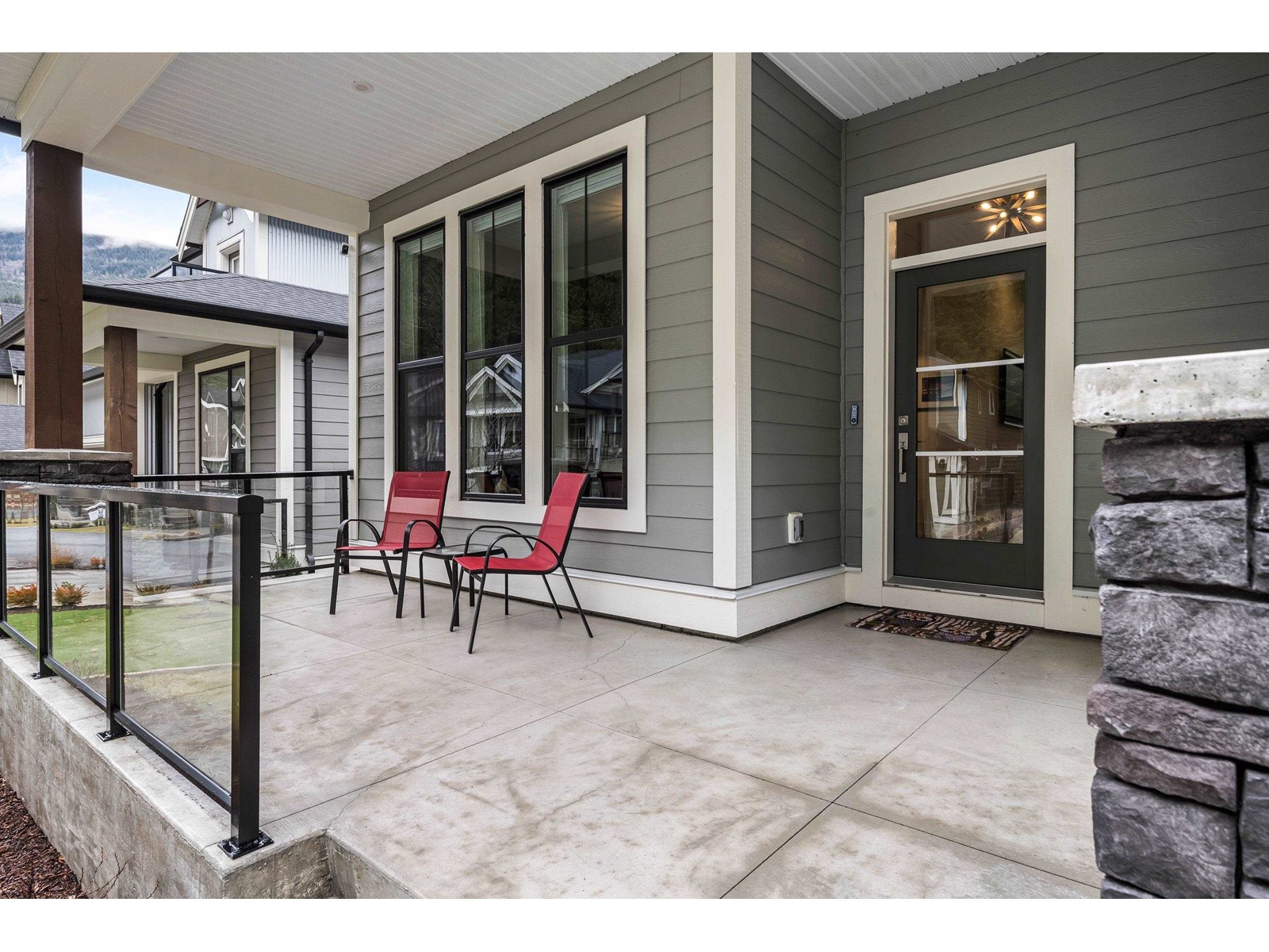 88 1880 Columbia Valley Road, Cultus Lake South, Lindell Beach, British Columbia  V2R 6G8 - Photo 2 - R2999776