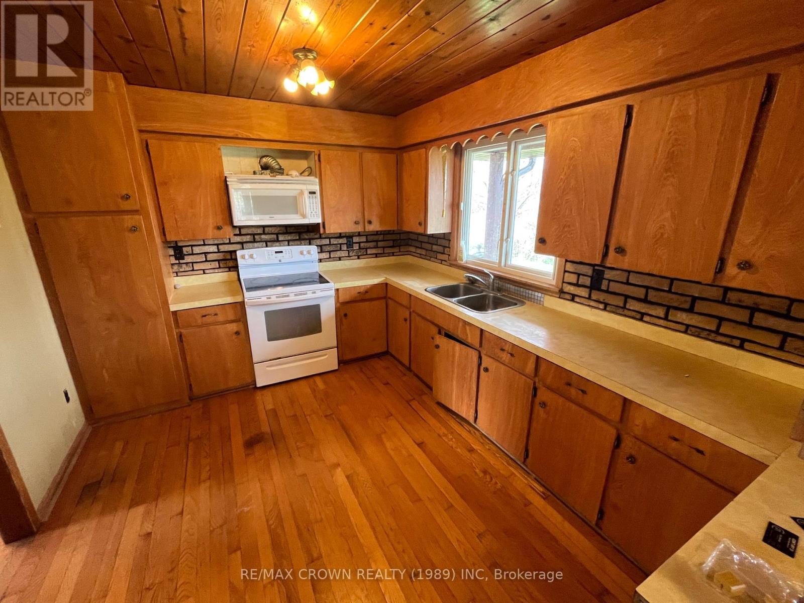 537 Farmers Line, Bonfield, Ontario  P0H 2E0 - Photo 8 - X10708206