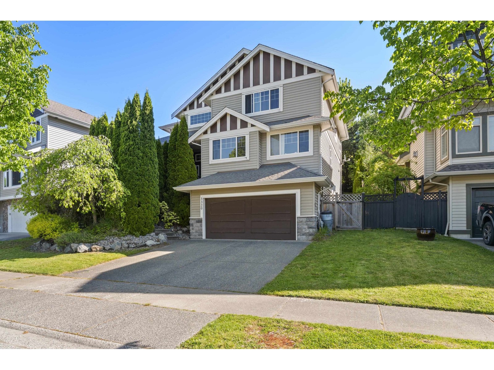 Property at 3320 HARVEST DRIVE image 1