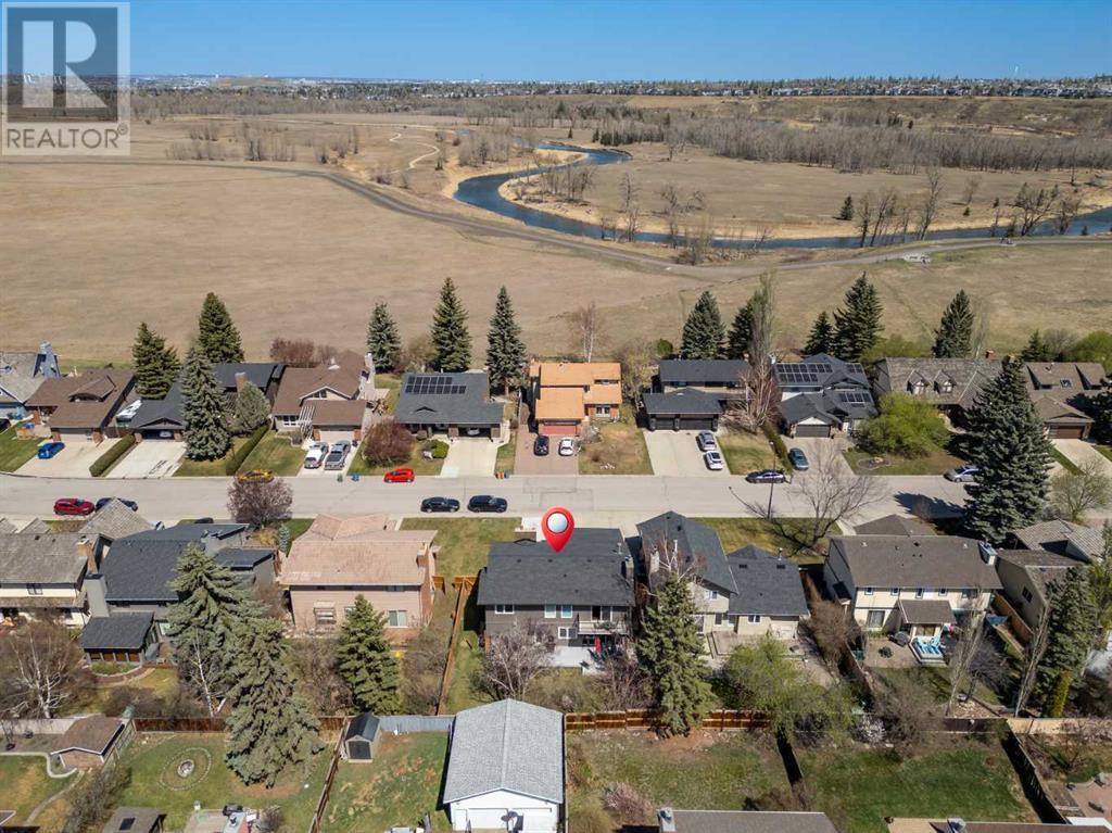 Property at 23 deerbrook Road SE image 3