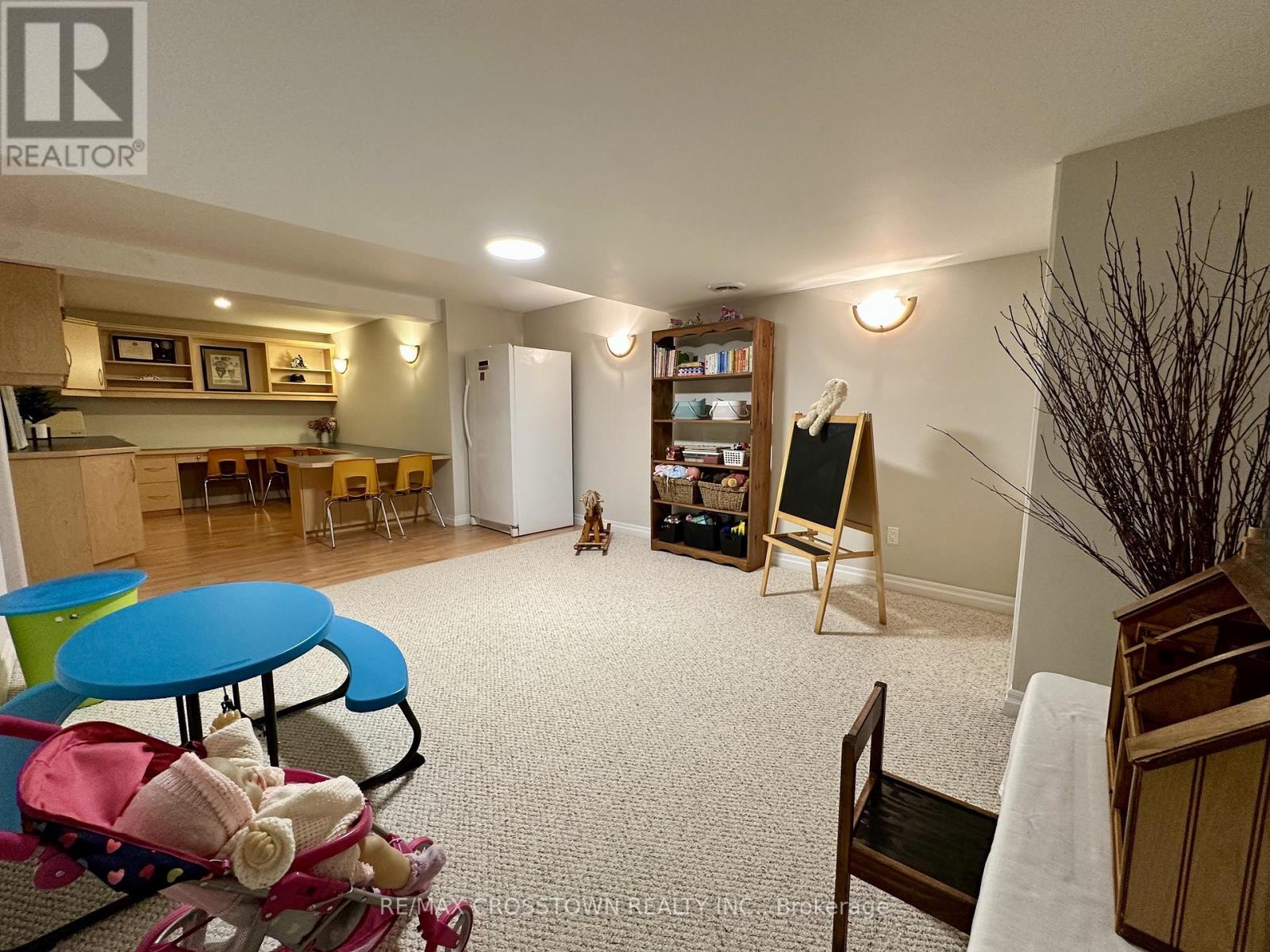 2610 Emerson Street, Strathroy-Caradoc, Ontario  N0L 1W0 - Photo 37 - X12130858