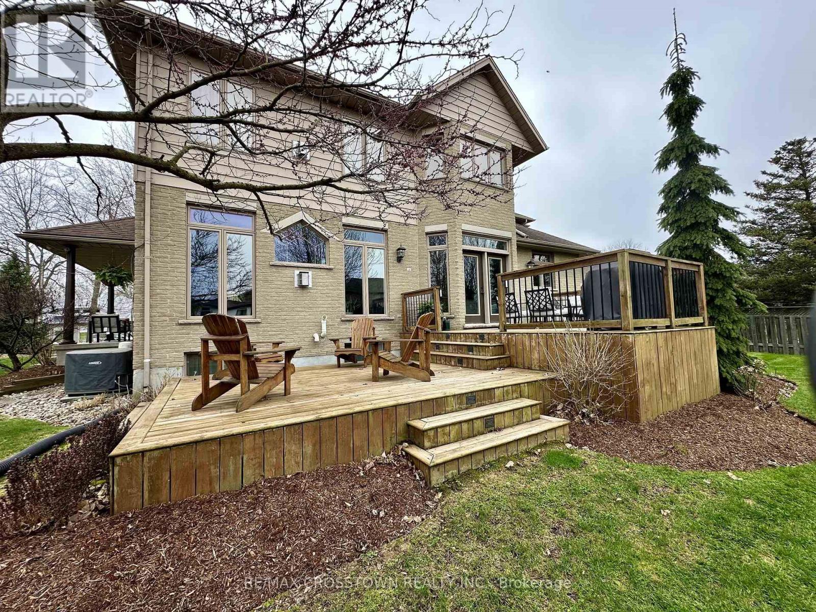 2610 Emerson Street, Strathroy-Caradoc, Ontario  N0L 1W0 - Photo 39 - X12130858