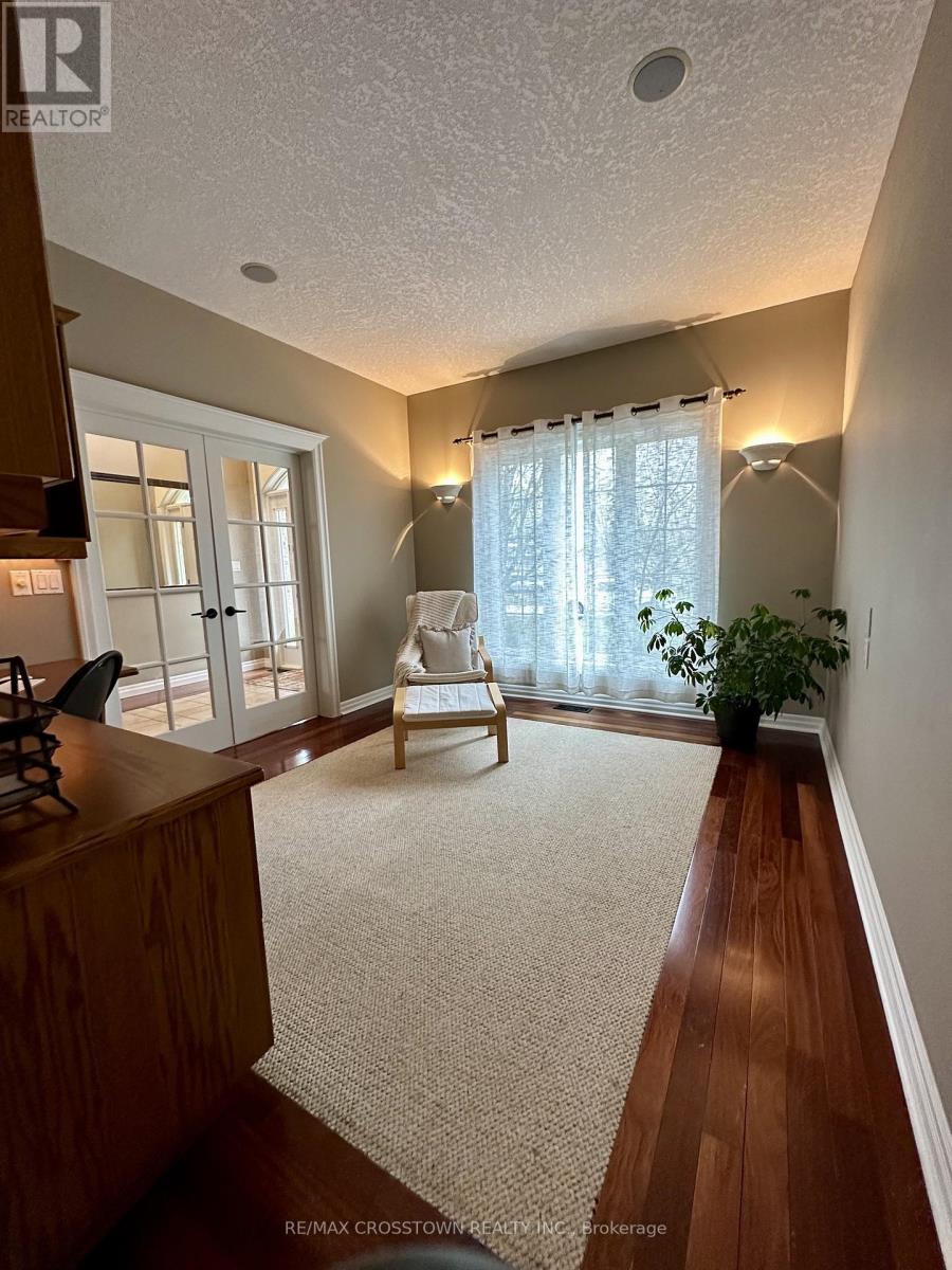 2610 Emerson Street, Strathroy-Caradoc, Ontario  N0L 1W0 - Photo 10 - X12130858