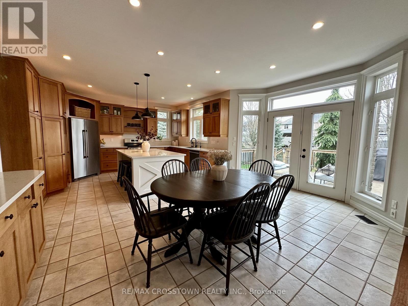 2610 Emerson Street, Strathroy-Caradoc, Ontario  N0L 1W0 - Photo 13 - X12130858