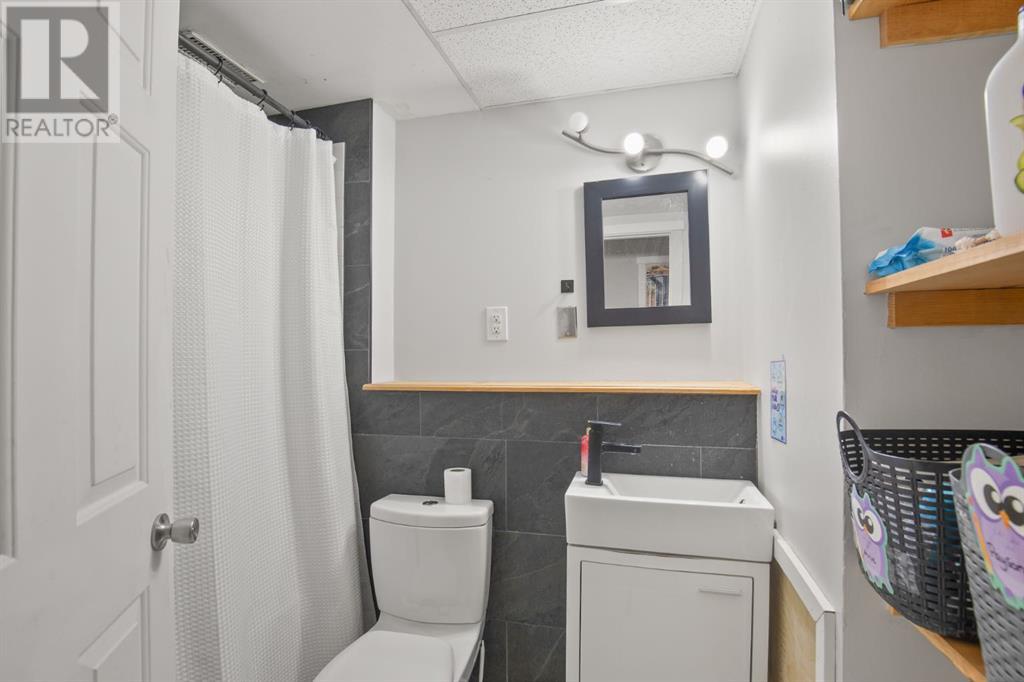 5203 42 Street, Innisfail, Alberta  T4G 1K3 - Photo 22 - A2210555