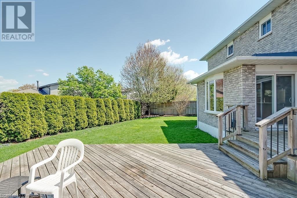 2347 Tweedsmuir Court, Burlington, Ontario  L7P 4K9 - Photo 39 - 40719736