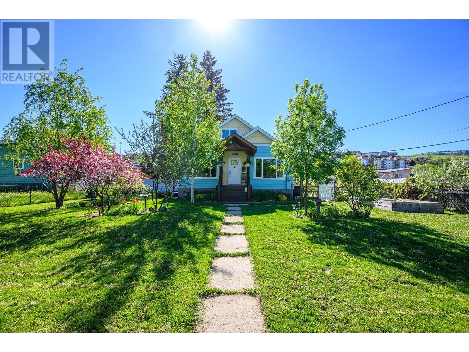 Property at 1801 43 Street image 2