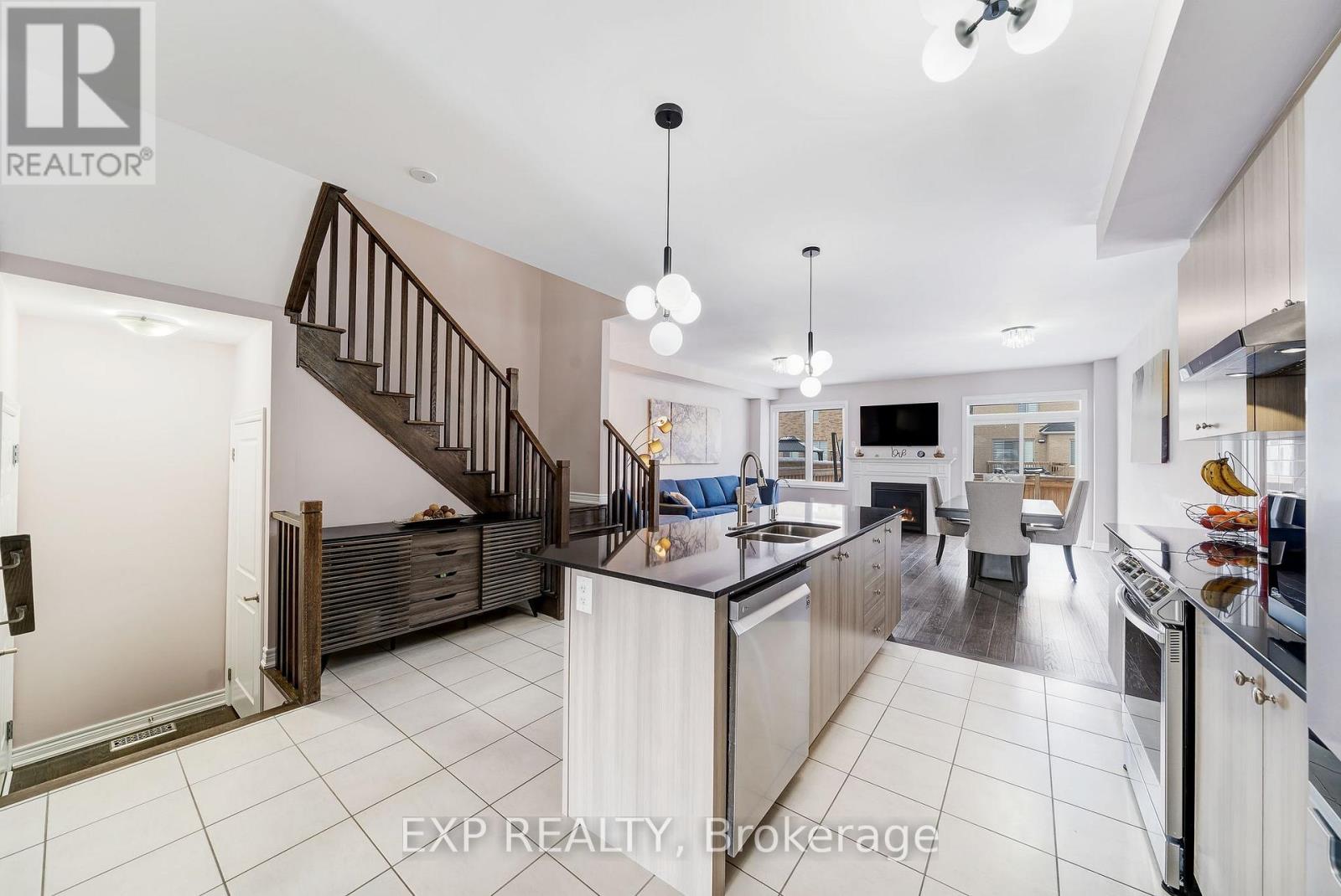2075 Dale Road, Innisfil, Ontario  L9S 0J8 - Photo 9 - N12090919
