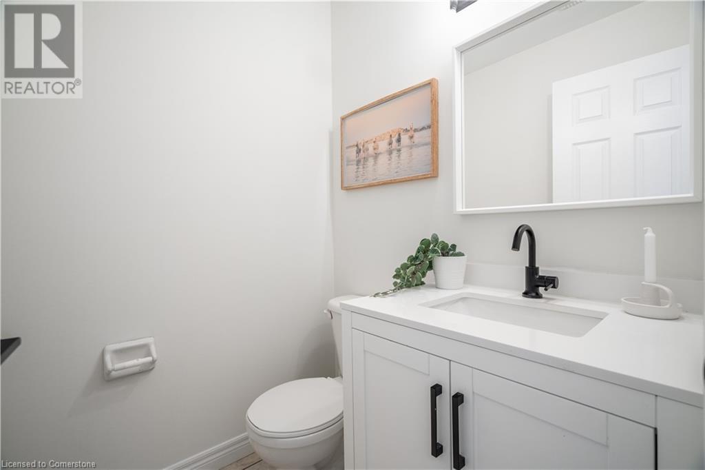 39 Claudette Gate, Hamilton, Ontario  L9B 2S3 - Photo 14 - 40724547