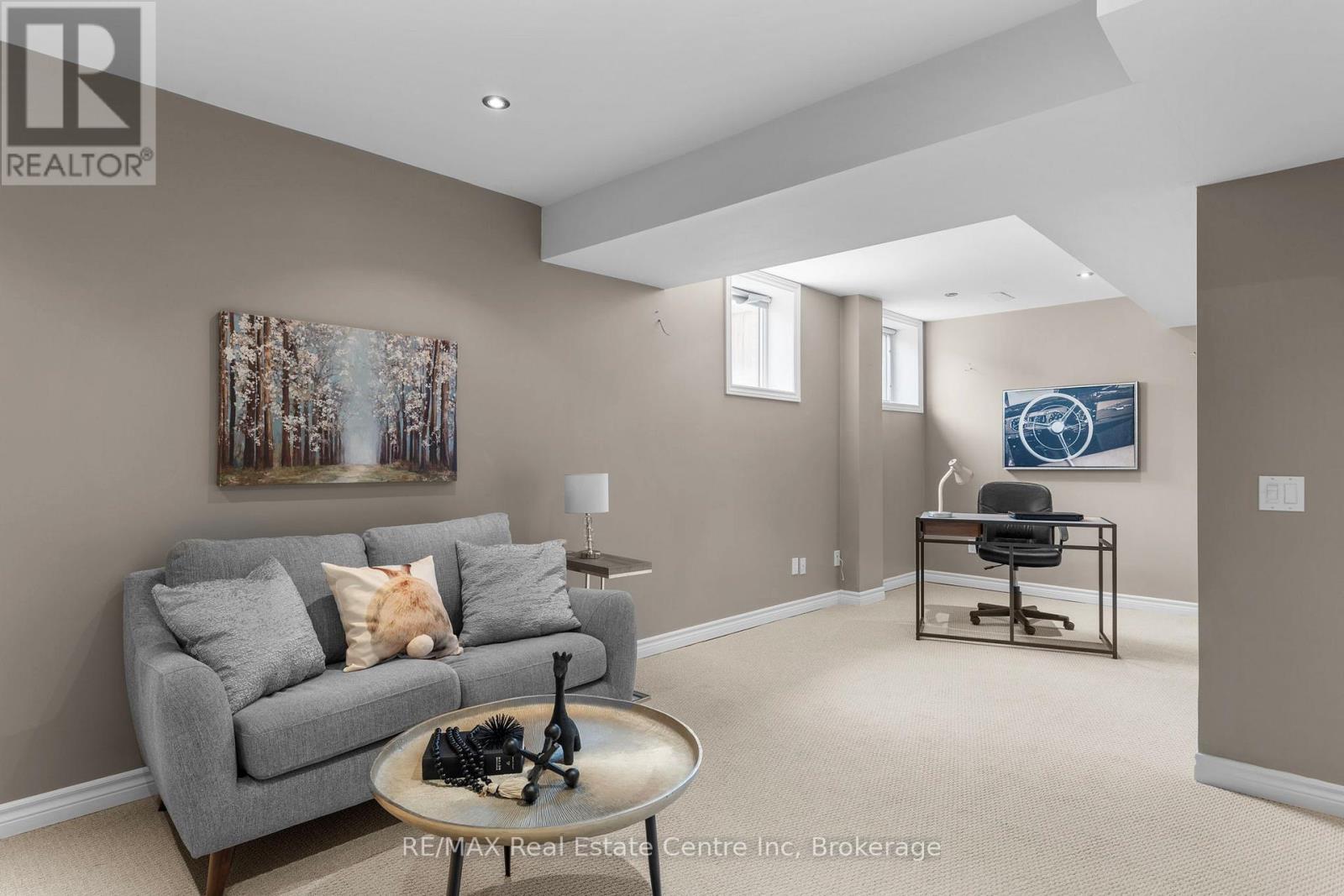 102 Gail Parks Crescent, Newmarket, Ontario  L3X 3C1 - Photo 24 - N12134028