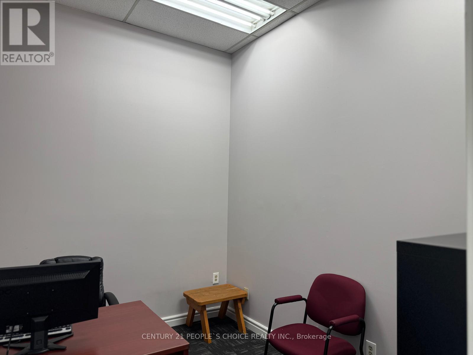 21 - 4801 Steeles Avenue W, Toronto (Humber Summit), Ontario  M9L 2W1 - Photo 11 - W12133150