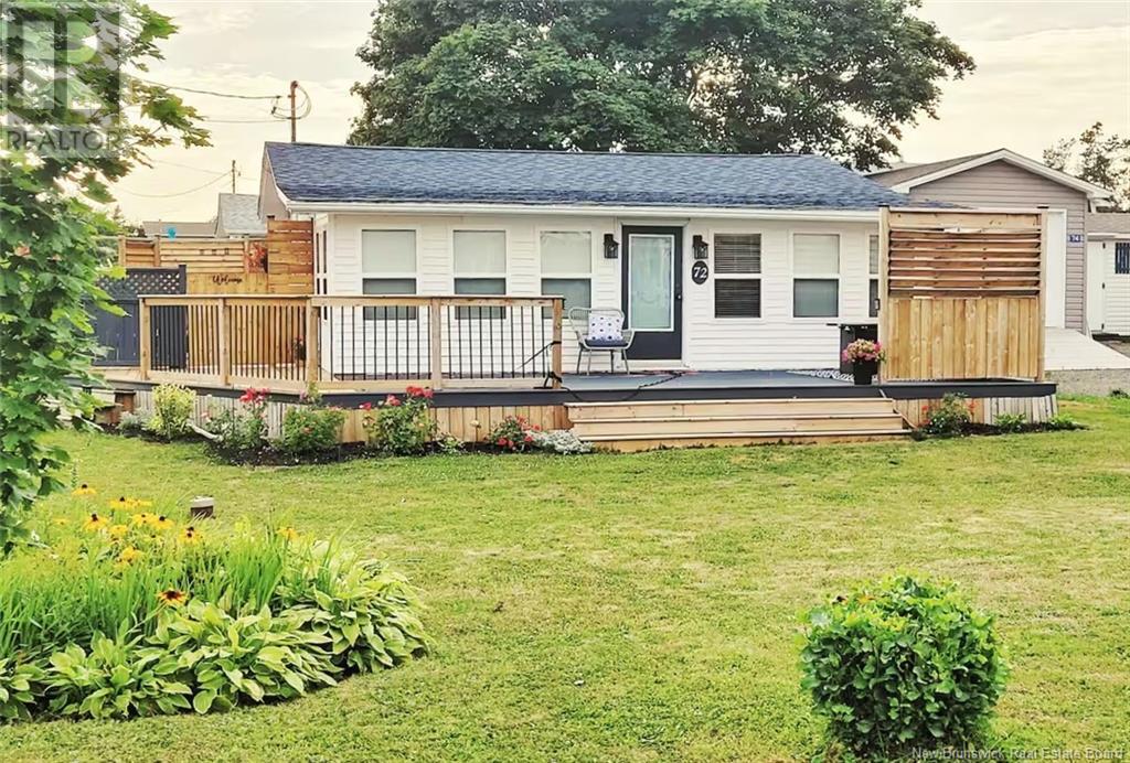 Property at 72 Cap Bimet Boulevard image 1