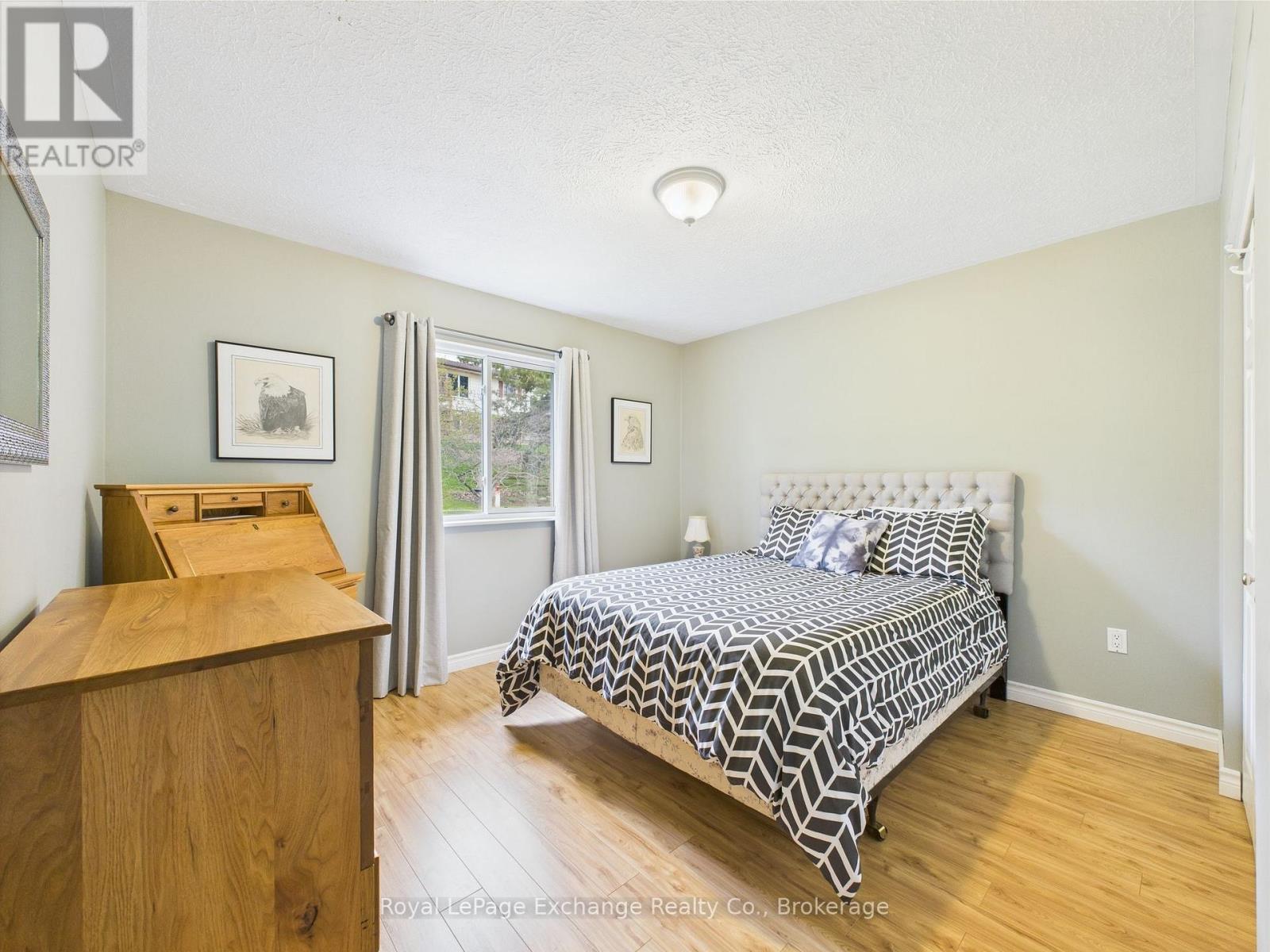 168 Park Drive, North Huron (Wingham), Ontario  N0G 2W0 - Photo 15 - X12133806