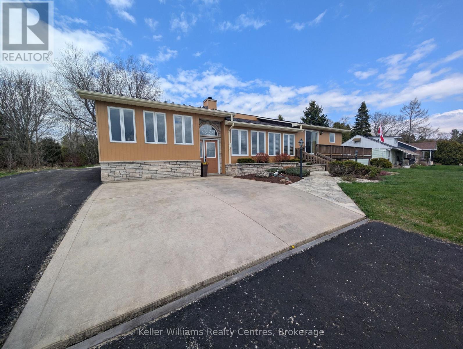 11 MALLORY BEACH ROAD, South Bruce Peninsula, Ontario