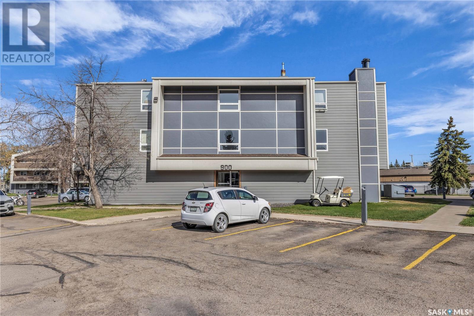 Property at 921 425 115th STREET E image 3