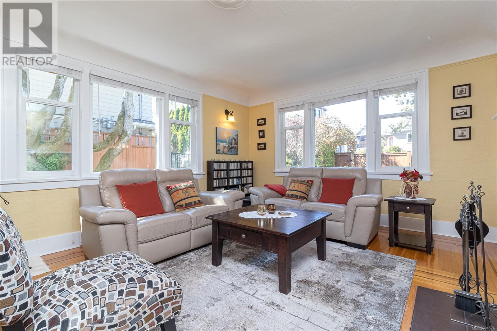 1959 Hampshire Rd, Oak Bay, British Columbia  V8R 5T9 - Photo 13 - 994576