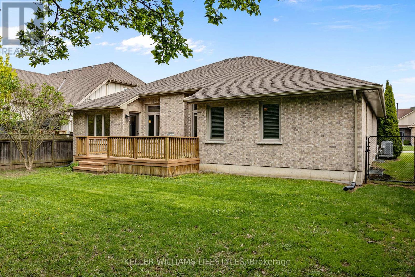 368 Darcy Drive, Strathroy Caradoc, Ontario  N7G 0A1 - Photo 34 - X12133804