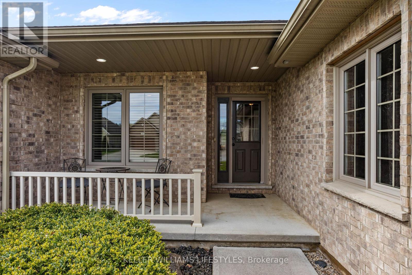 Property at 368 DARCY DRIVE image 4