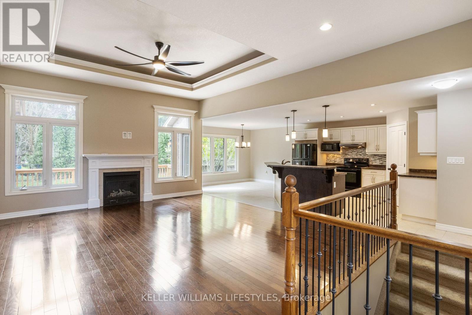 368 Darcy Drive, Strathroy Caradoc, Ontario  N7G 0A1 - Photo 6 - X12133804