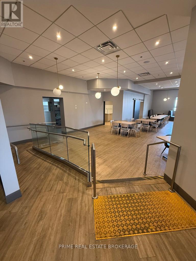 855 Wellington Road, London South, Ontario  N6E 3N5 - Photo 15 - X12133831