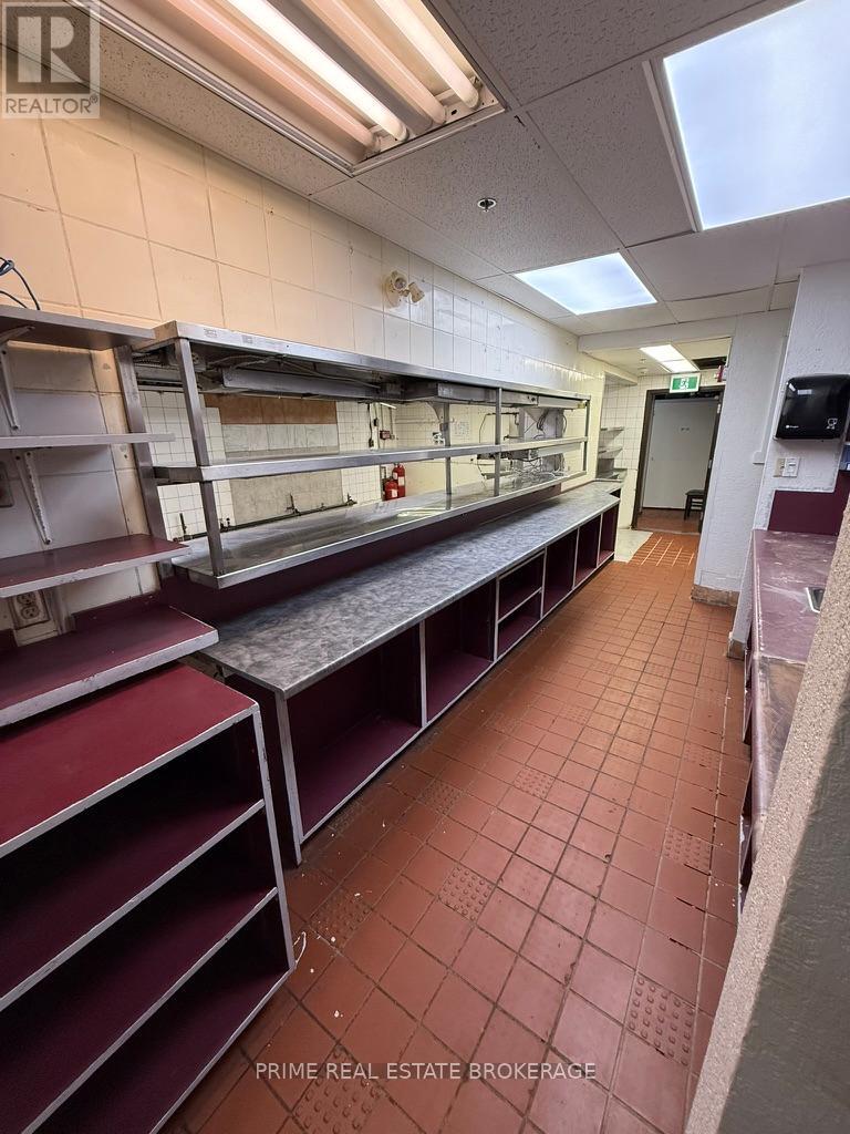 855 Wellington Road, London South, Ontario  N6E 3N5 - Photo 19 - X12133831