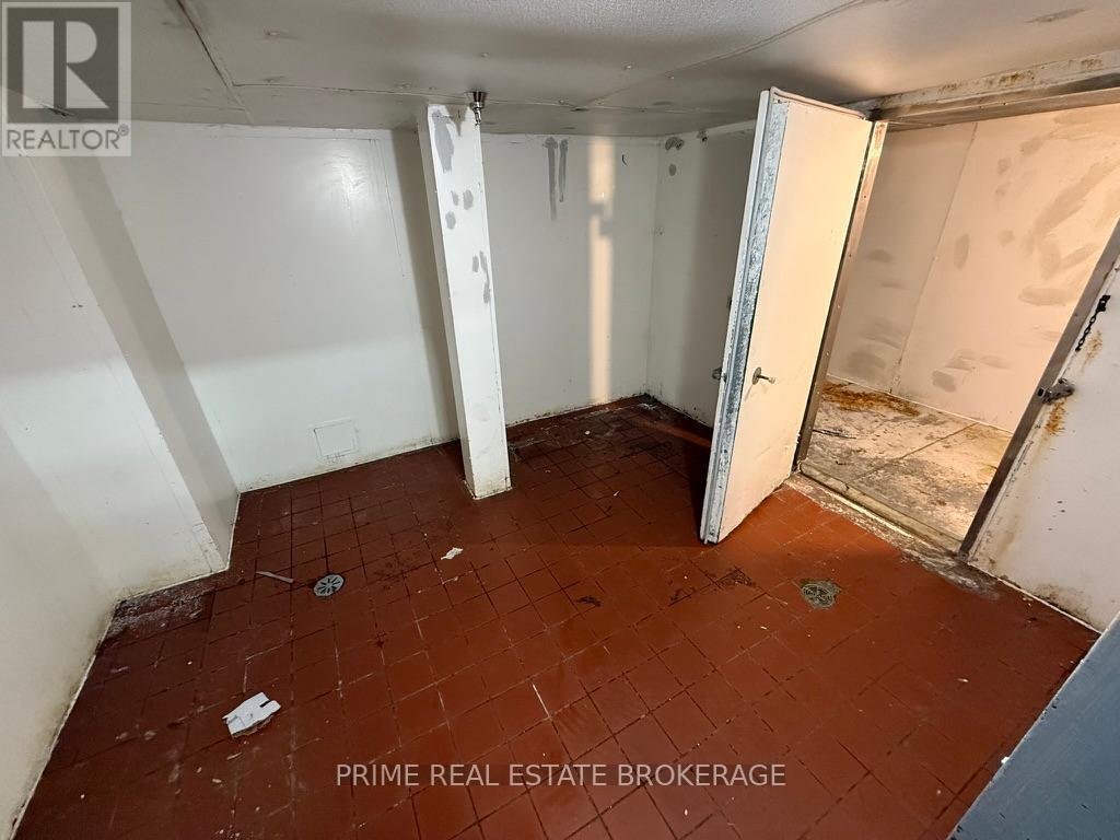 855 Wellington Road, London South, Ontario  N6E 3N5 - Photo 24 - X12133831