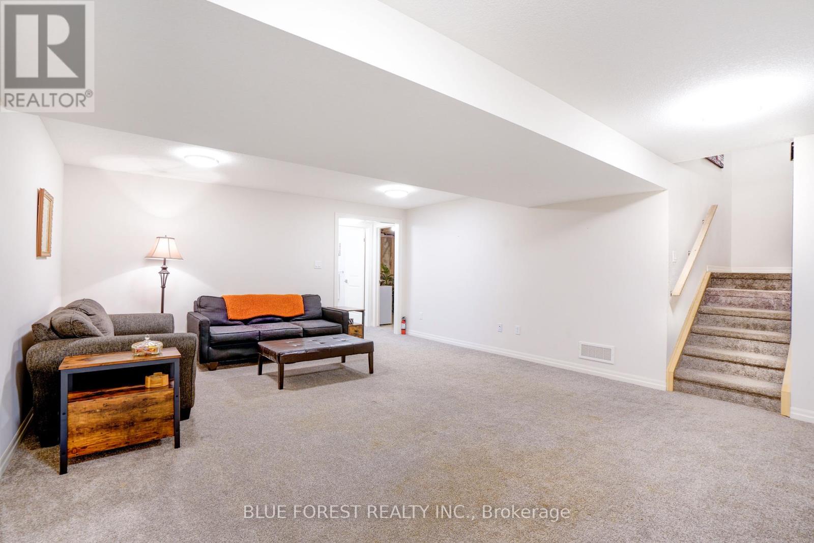 56 Renaissance Drive, St. Thomas, Ontario  N5R 0J9 - Photo 24 - X12133891