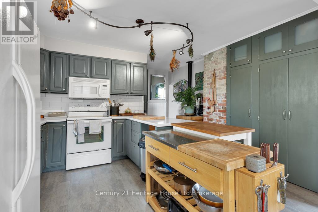 147 Sydenham Street, Woodstock, Ontario  N4S 7B7 - Photo 5 - X12133824