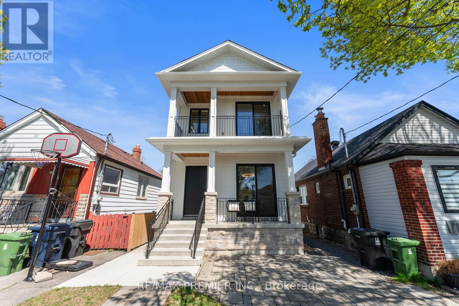 Property at 31 SEVENTEENTH STREET image 2