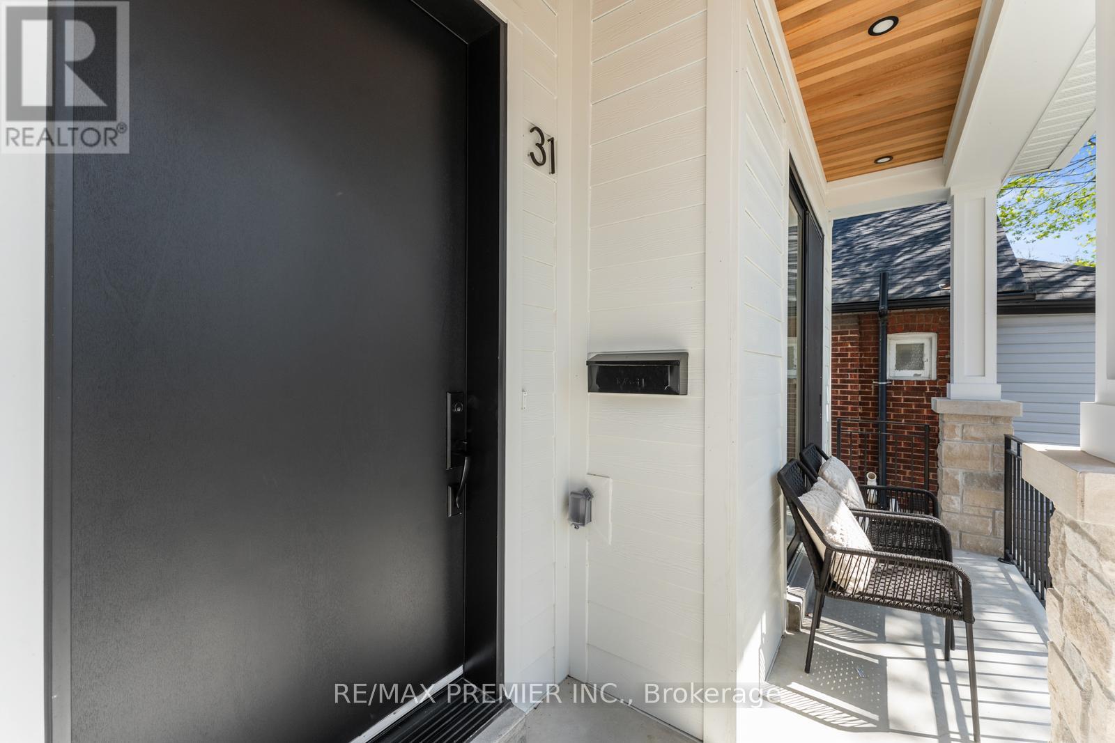 Property at 31 SEVENTEENTH STREET image 5