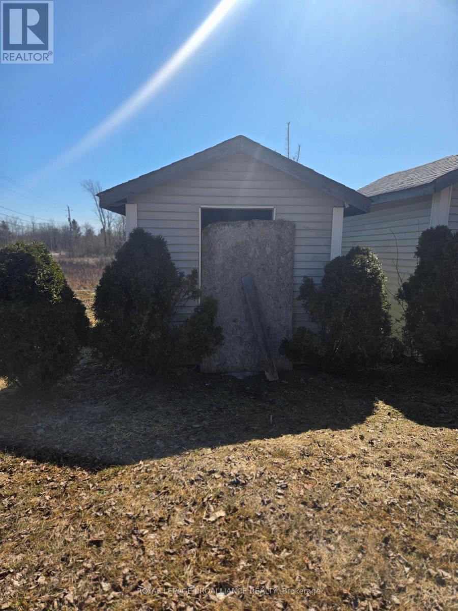 11150 Highway 41, Addington Highlands, Ontario  K0H 1Z0 - Photo 17 - X12103483