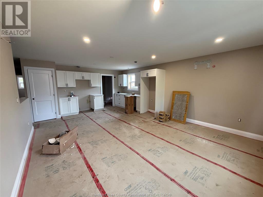 854 University Unit# Main, Windsor, Ontario  N9A 2Z9 - Photo 4 - 25011580