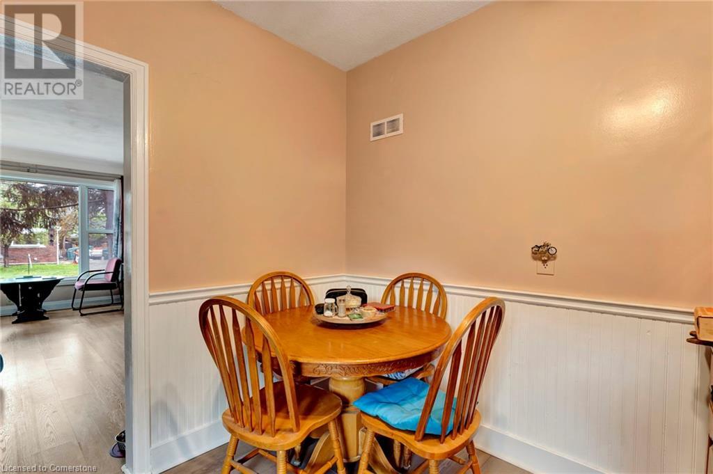 865 Garth Street, Hamilton, Ontario  L9C 4K7 - Photo 11 - 40724410