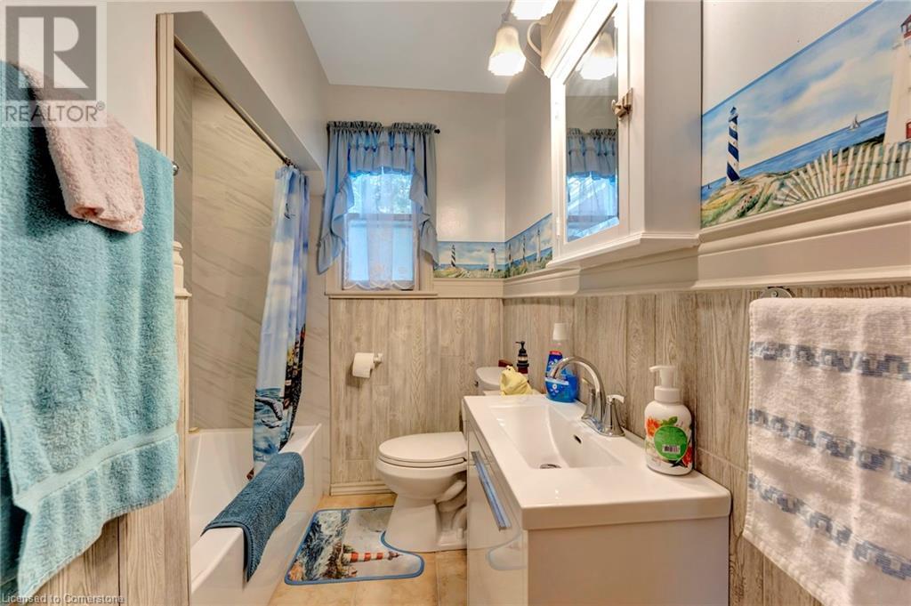 865 Garth Street, Hamilton, Ontario  L9C 4K7 - Photo 12 - 40724410