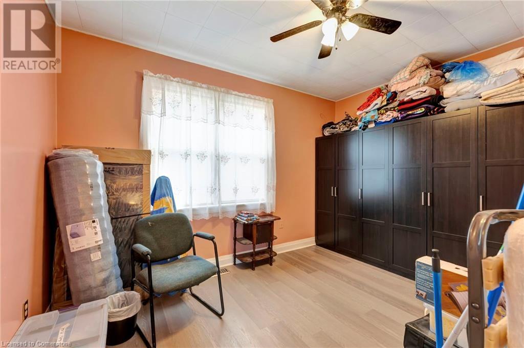 865 Garth Street, Hamilton, Ontario  L9C 4K7 - Photo 13 - 40724410
