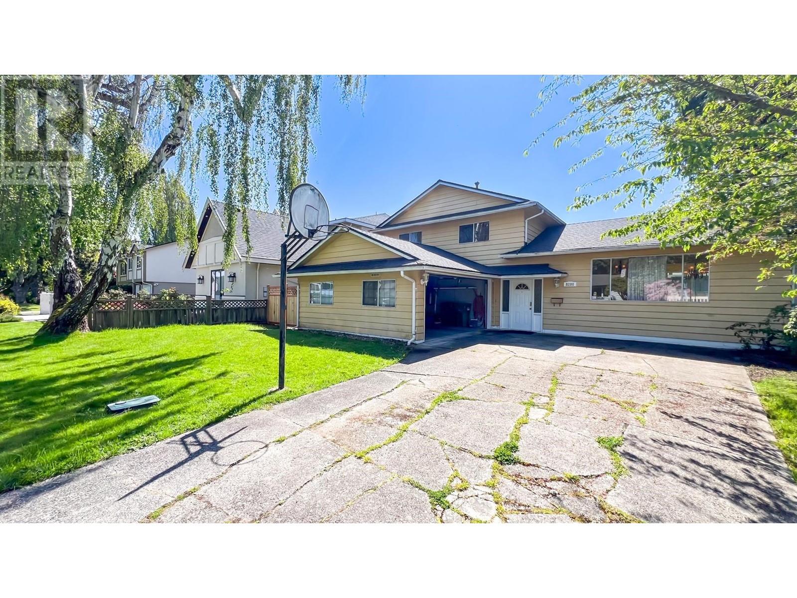 8200 Rosebank Crescent, Richmond, British Columbia  V7A 2K6 - Photo 1 - R3000192