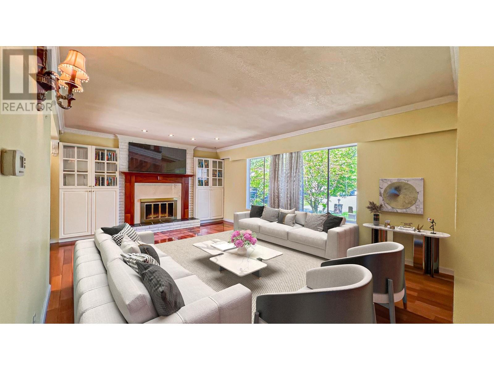 8200 Rosebank Crescent, Richmond, British Columbia  V7A 2K6 - Photo 3 - R3000192