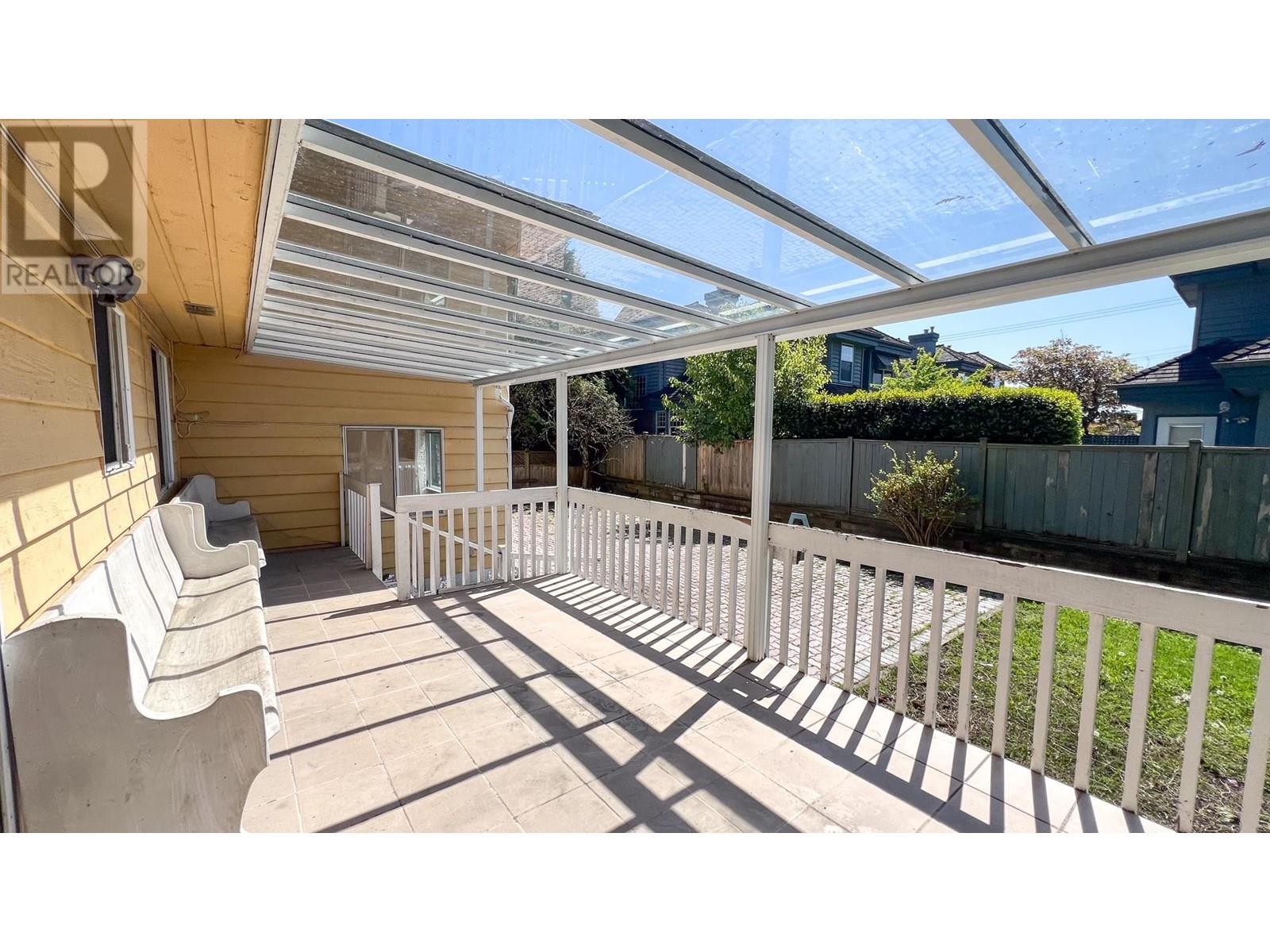 8200 Rosebank Crescent, Richmond, British Columbia  V7A 2K6 - Photo 37 - R3000192