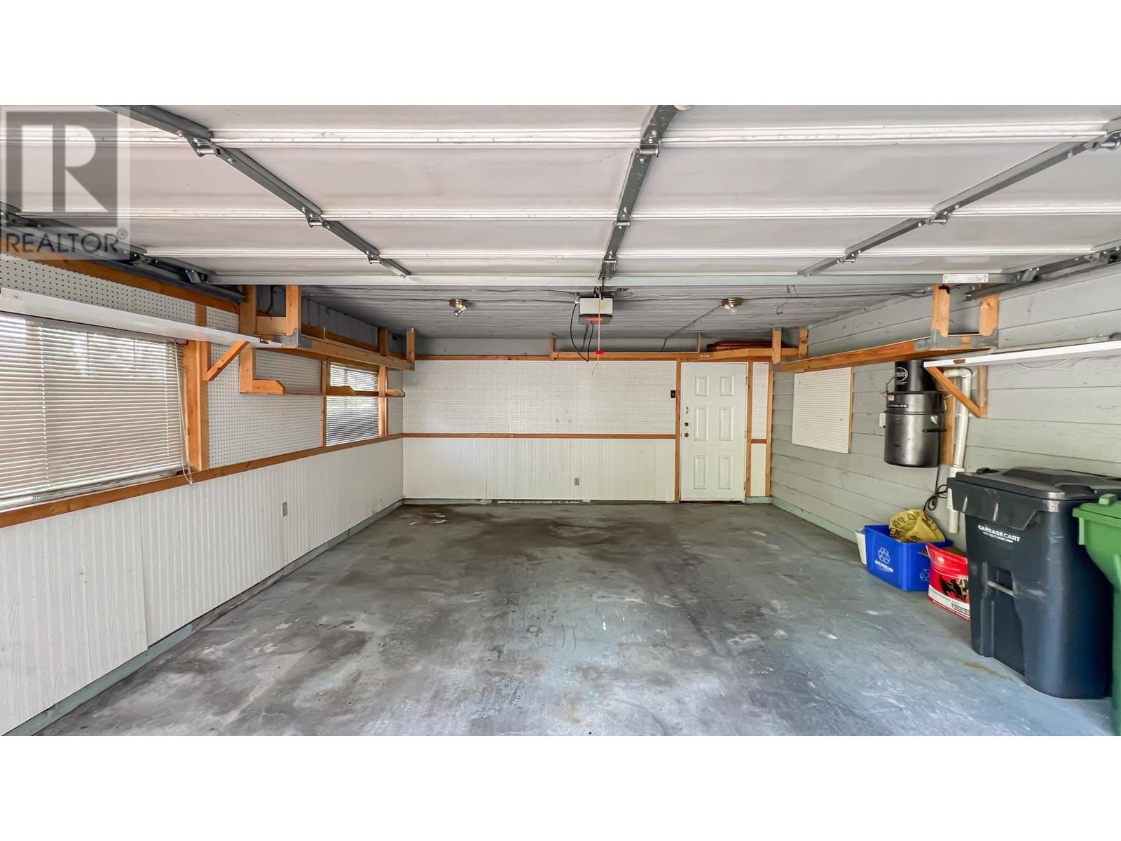 8200 Rosebank Crescent, Richmond, British Columbia  V7A 2K6 - Photo 38 - R3000192