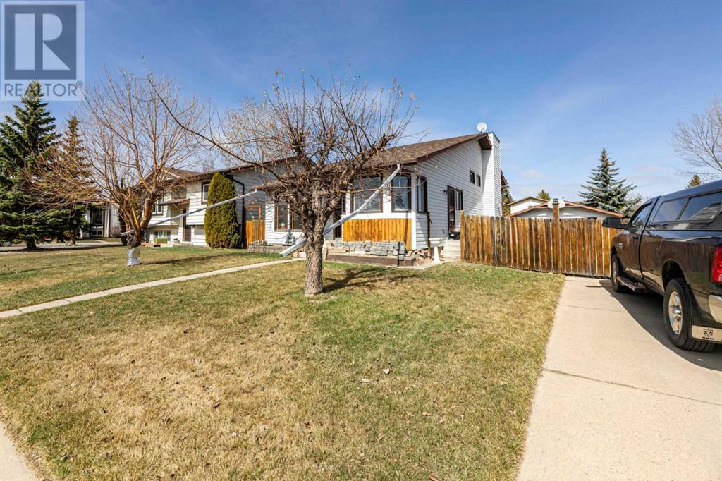 Property at 76 Reeves Crescent image 4