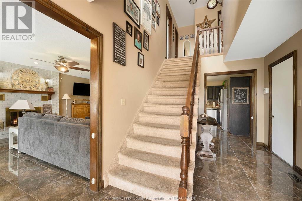 9 Evans Avenue, Leamington, Ontario  N8H 4X2 - Photo 5 - 25011566