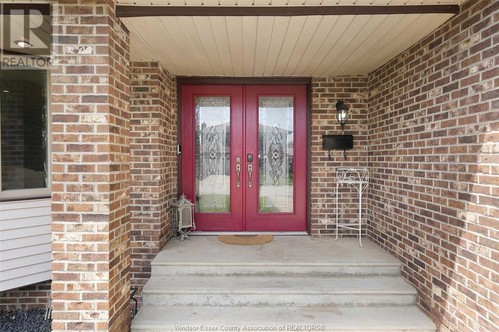 Property at 9 EVANS AVENUE image 4